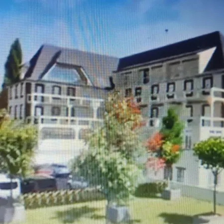 Avalon Ii Apartment